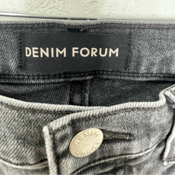 ARITZIA‎ DENIM FORUM • Arlo High Rise Straight Leg Jeans - Picture 4 of 10